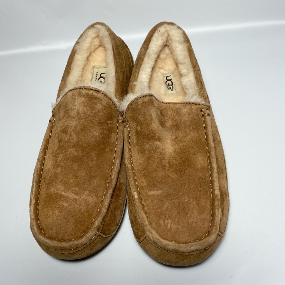 UGG, Ascot Slipper, Chestnut, Size 10 SN 1101110